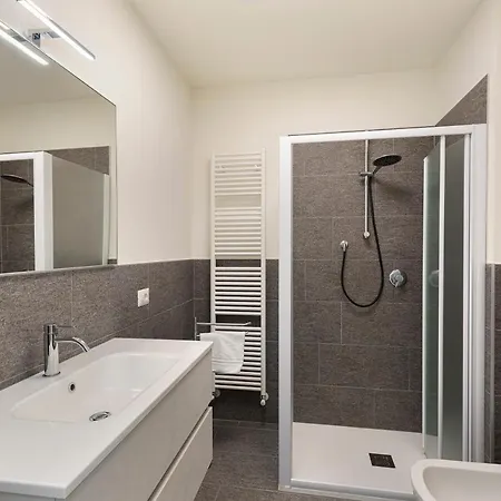 Felix 10 * 斯特雷萨